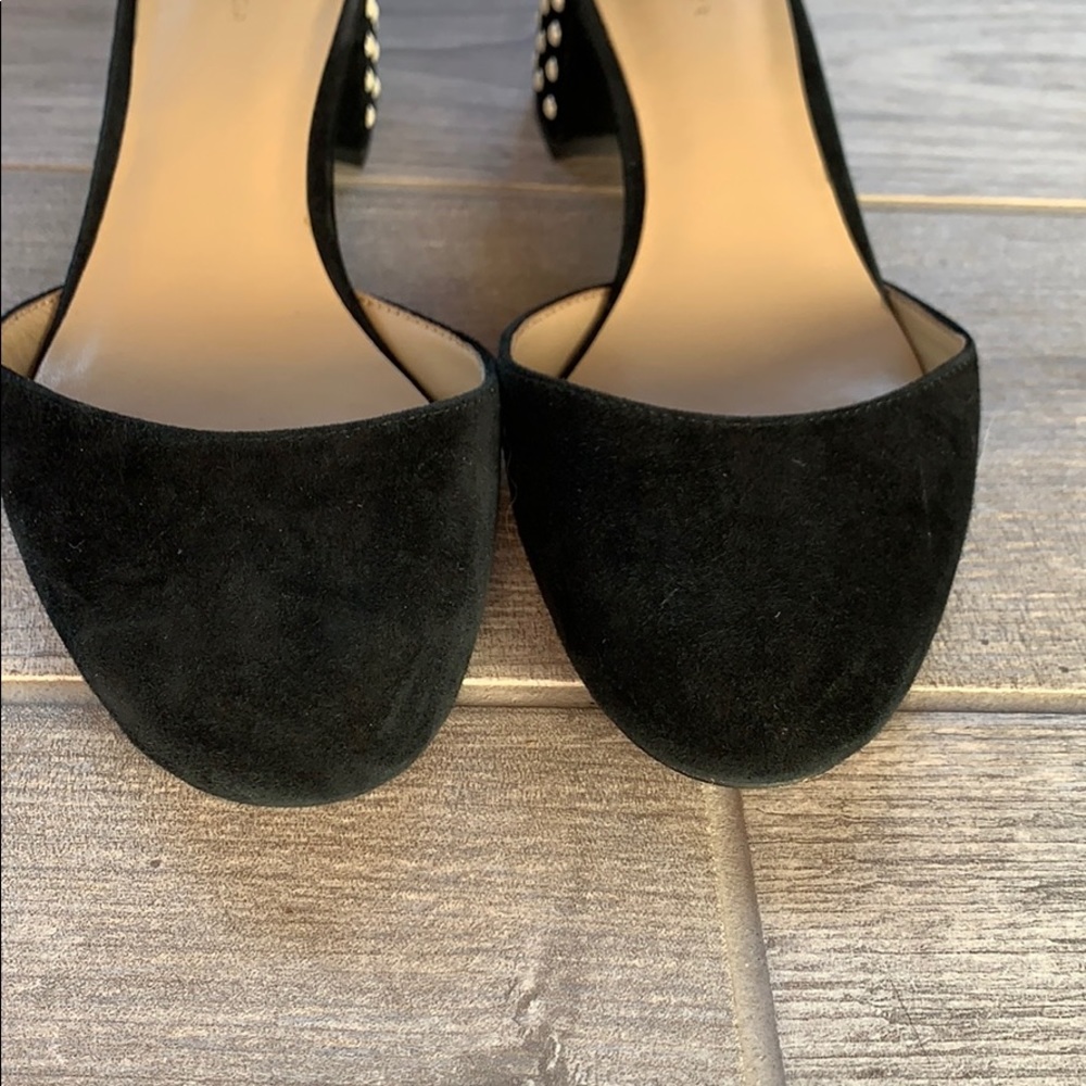 Ann Taylor Black 2” Heels with faux pearl trim - Picture 4 of 8